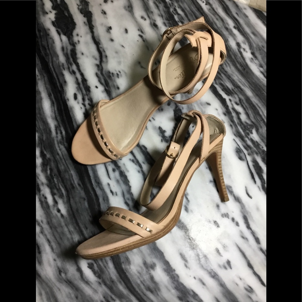Seychelles high heel sandal nude EUC 8.5